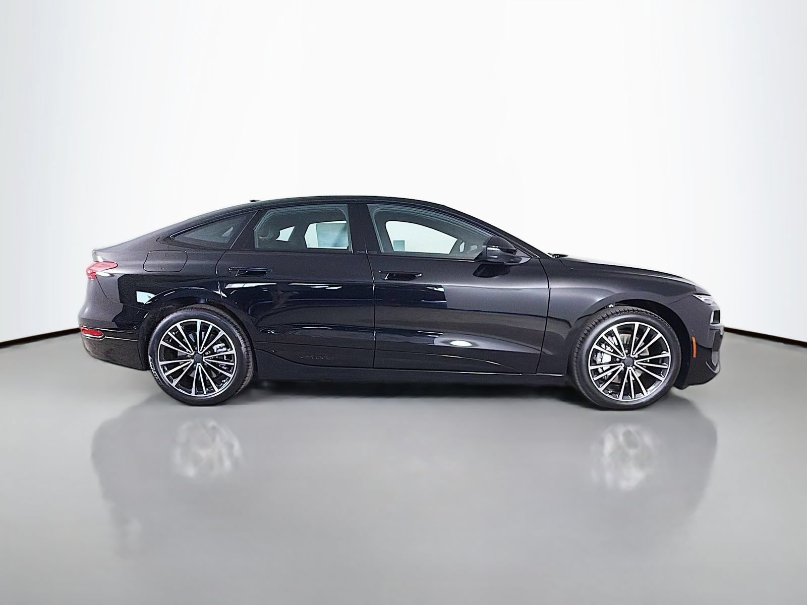 New 2027 Audi A6 e-tron Premium Plus AWD/4WD image 8