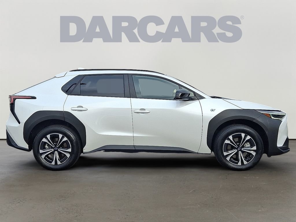 Used 2024 Subaru Solterra Premium image 7