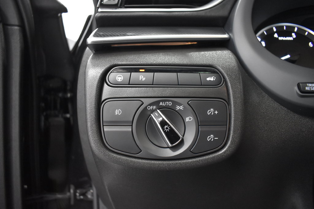 Used 2025 INFINITI QX50 Sport AWD/4WD image 20