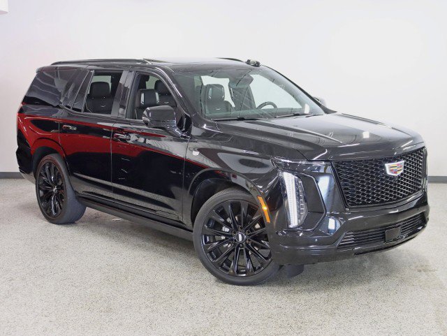 Used 2025 Cadillac Escalade Sport Platinum w/ LPO, ONYX Package AWD/4WD image 7
