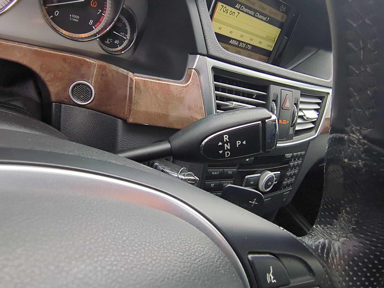Used 2012 Mercedes-Benz E 350 4MATIC Sedan image 37