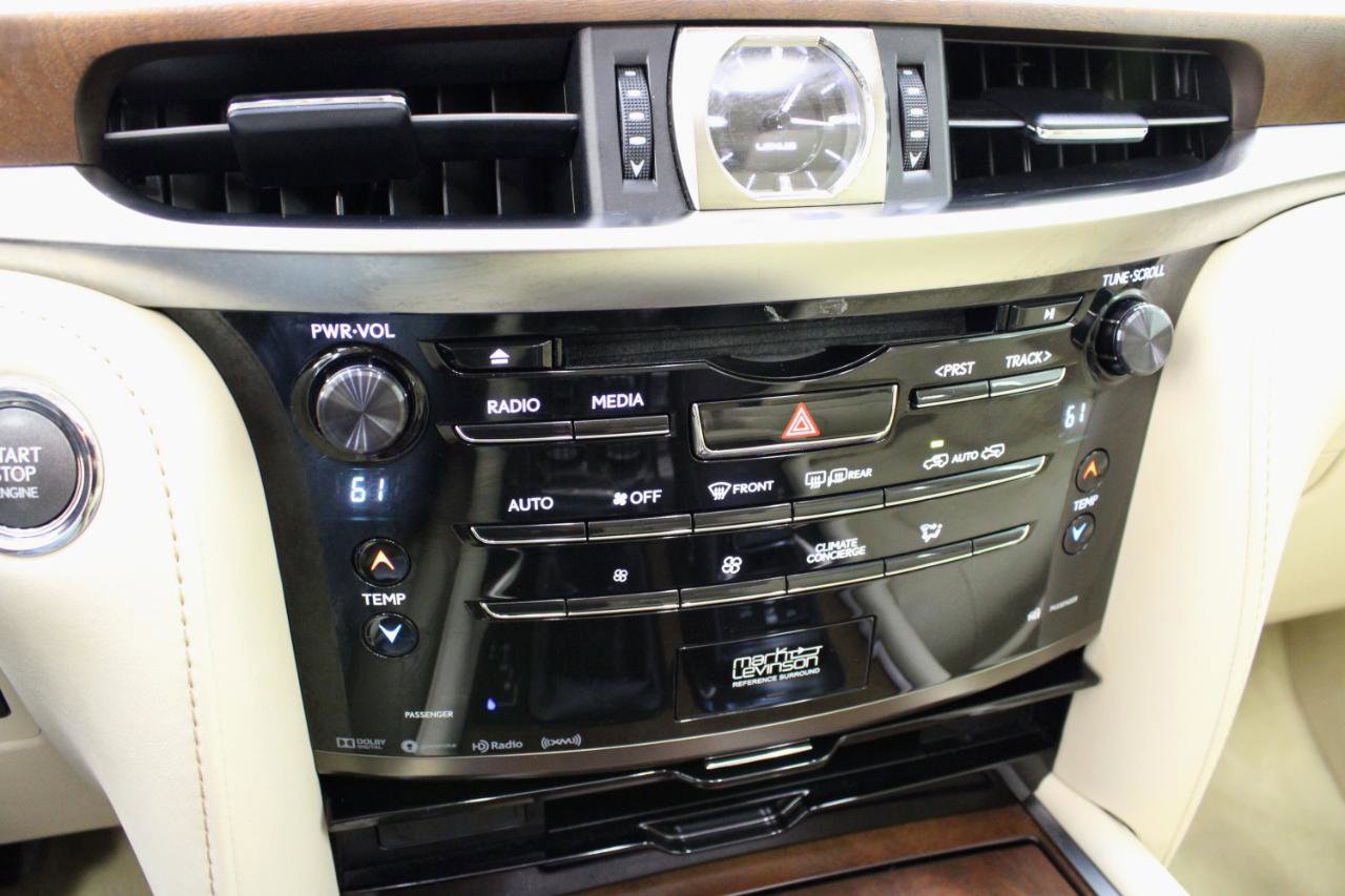 Used 2017 Lexus LX 570 4WD w/ Luxury Package image 69