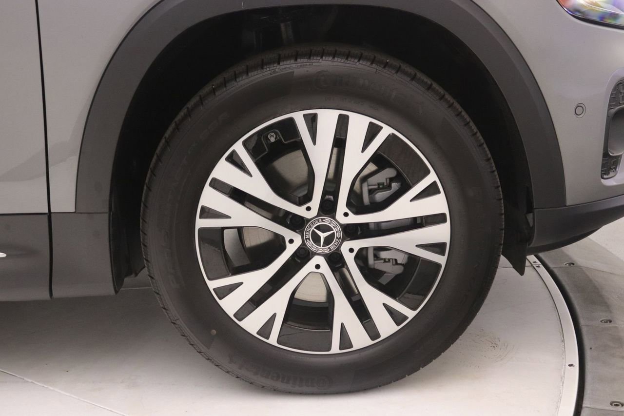 New 2026 Mercedes-Benz GLB 250 image 13