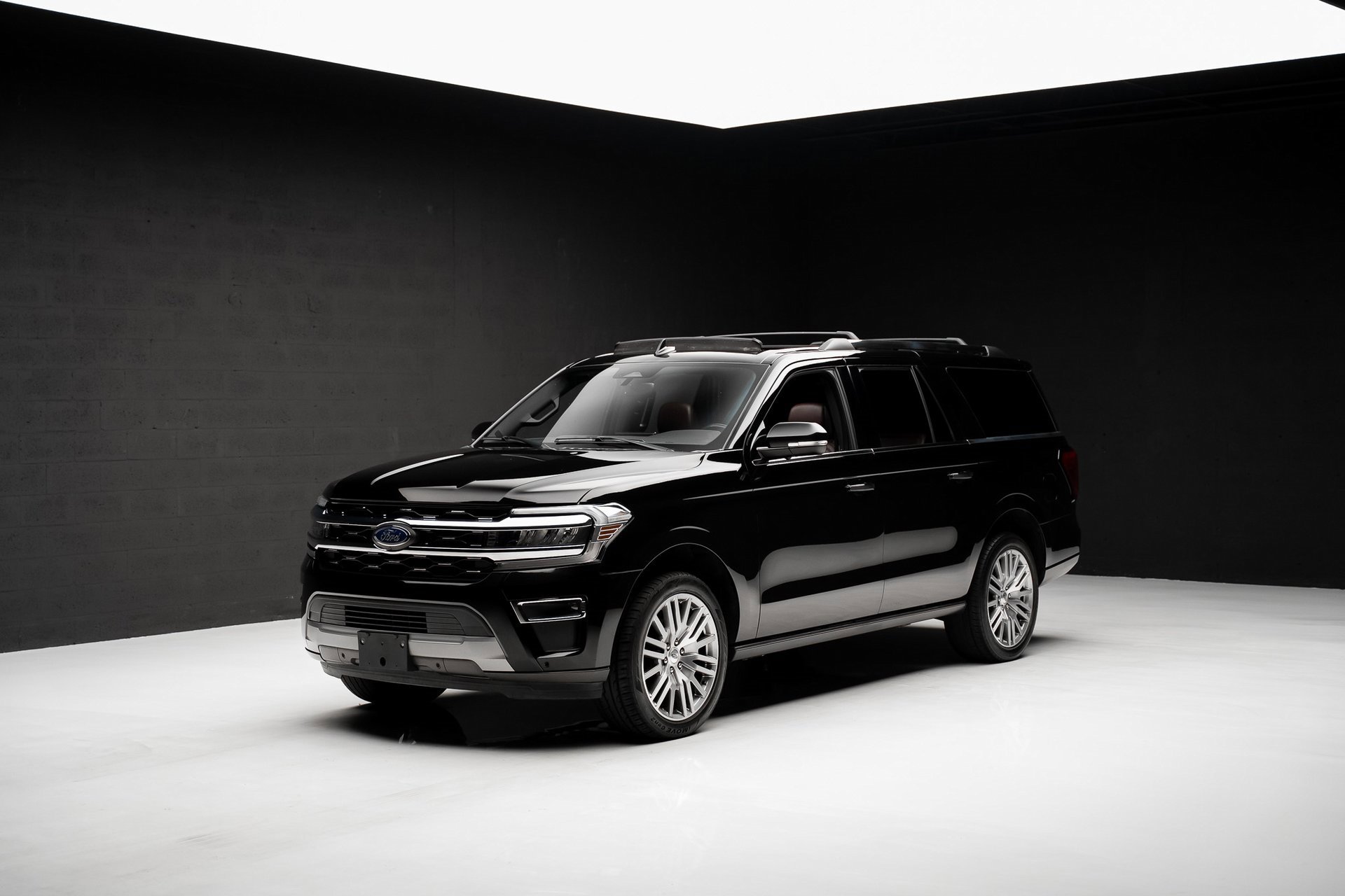 Used 2024 Ford Expedition Max Limited image 4