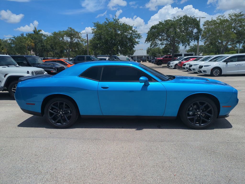 Used 2023 Dodge Challenger SXT w/ Blacktop Package RWD image 5
