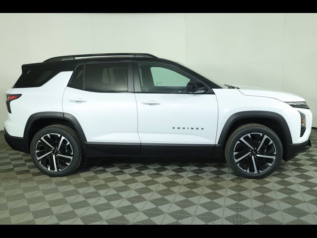 New 2026 Chevrolet Equinox RS w/ Convenience Package III image 2