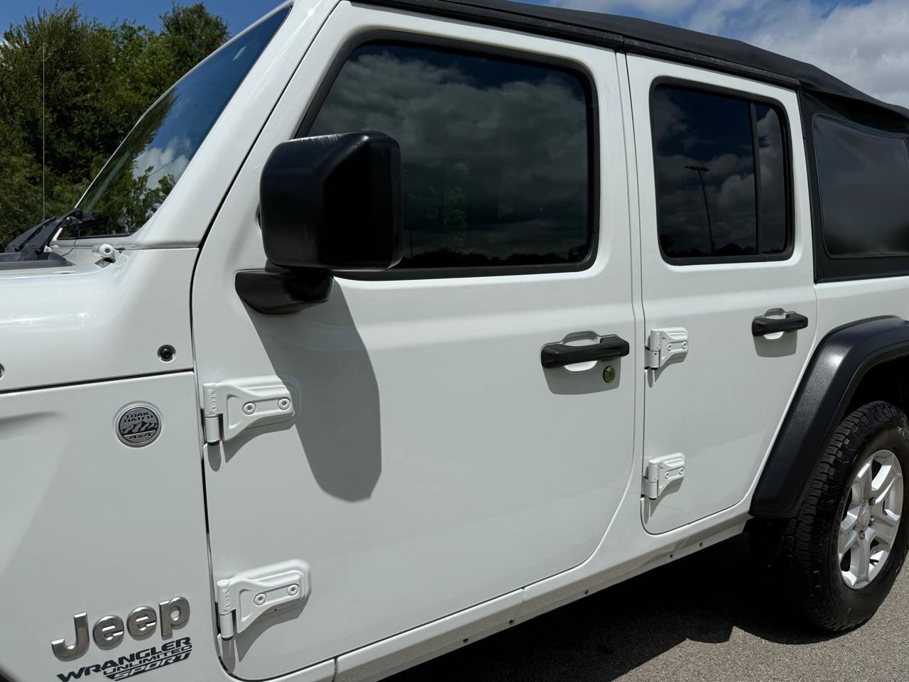 Used 2018 Jeep Wrangler Unlimited Sport S AWD/4WD image 37
