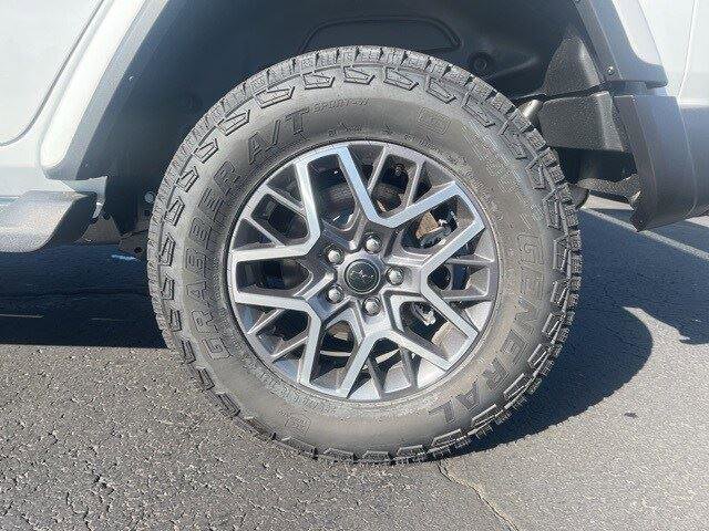 New 2025 Jeep Wrangler Sahara image 22