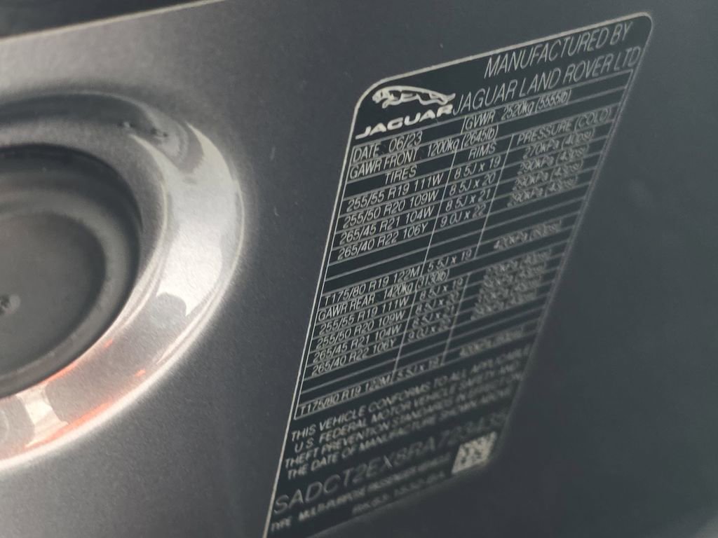 Used 2024 Jaguar F-PACE R-Dynamic S image 34