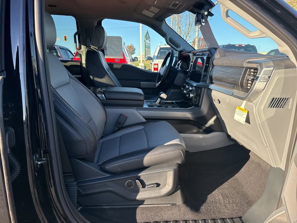 New 2025 Ford F150 Lariat w/ Equipment Group 502A High image 10