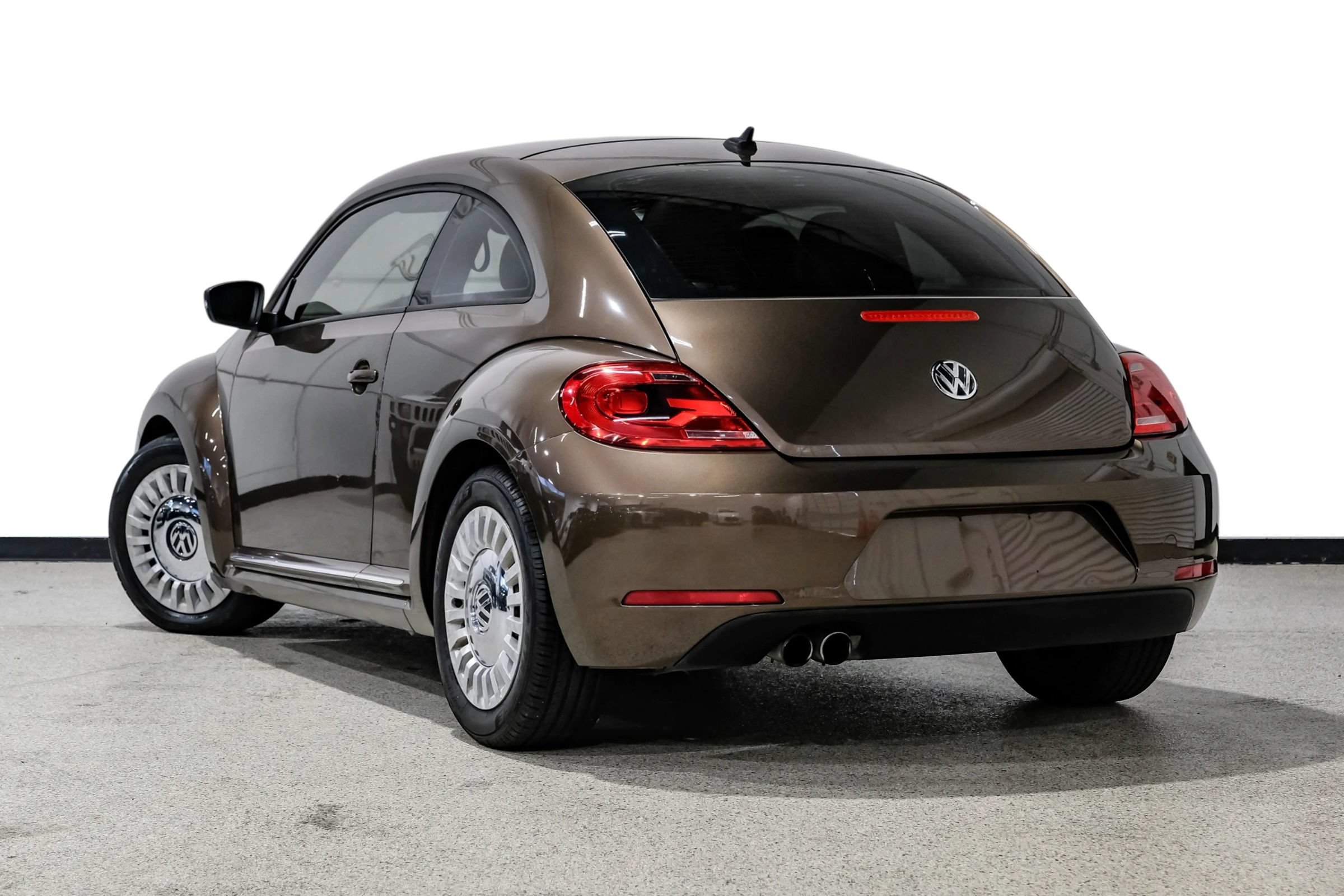 Used 2014 Volkswagen Beetle 1.8T FWD image 8