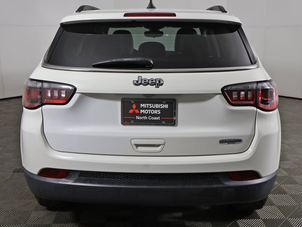 Used 2021 Jeep Compass Latitude image 9