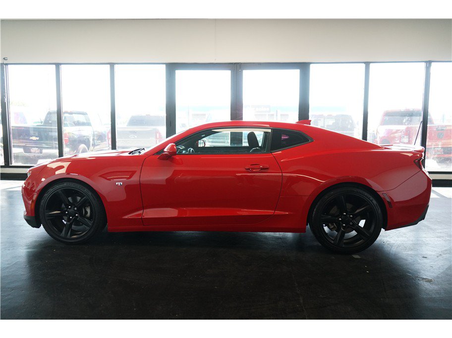 Used 2017 Chevrolet Camaro LT w/ RS Package RWD image 4