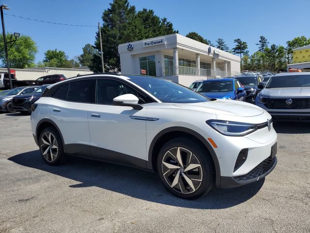 Used 2023 Volkswagen ID.4 Pro S image 3