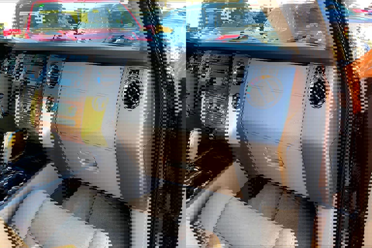 Used 2012 Ford Expedition EL XLT image 18