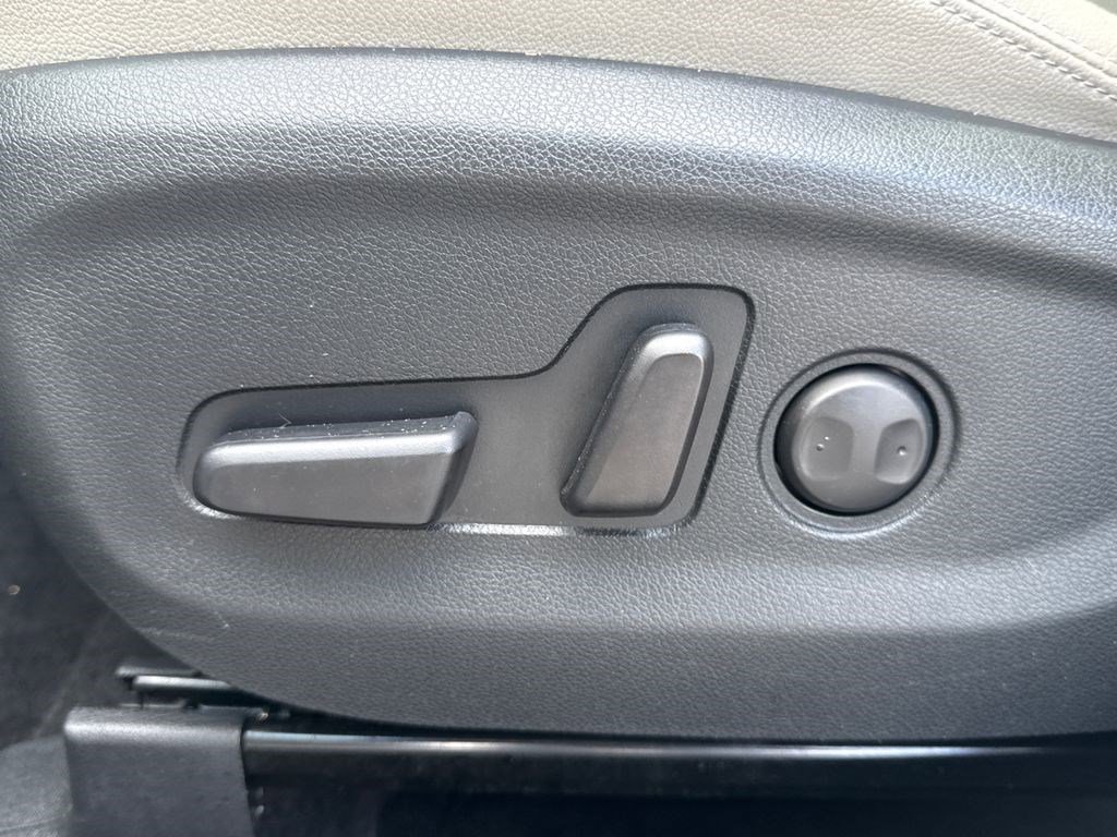 Used 2021 Kia Sportage S w/ S AWD Premium Package image 22