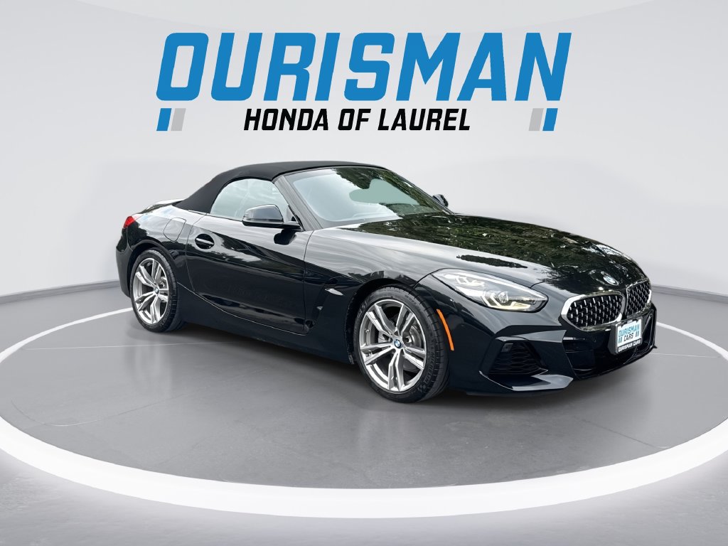 Used 2019 BMW Z4 sDrive30i w/ M Sport Package RWD image 2