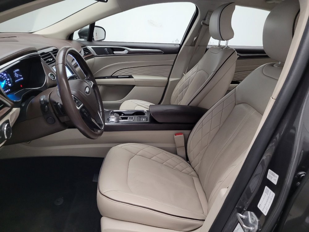 Used 2017 Ford Fusion Platinum image 17