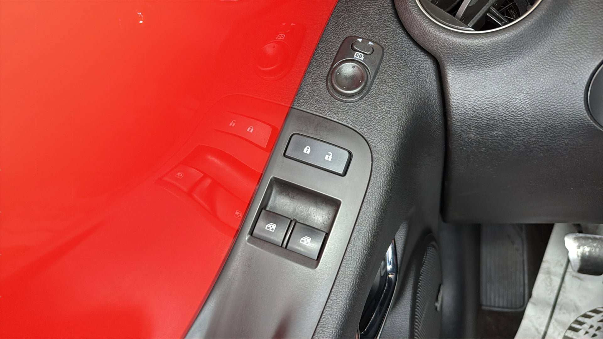 Used 2014 Chevrolet Camaro SS RWD image 18