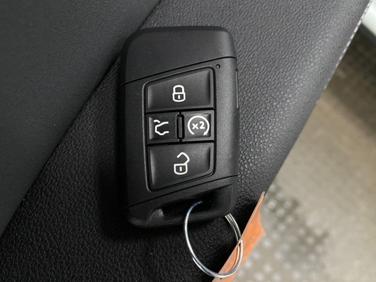 New 2026 Volkswagen Taos SE AWD/4WD image 59