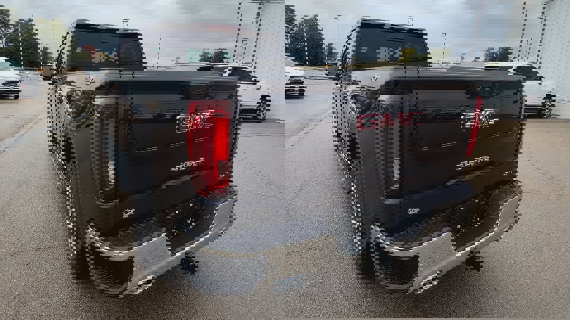 New 2026 GMC Sierra 1500 SLT w/ SLT Premium Plus Package image 7