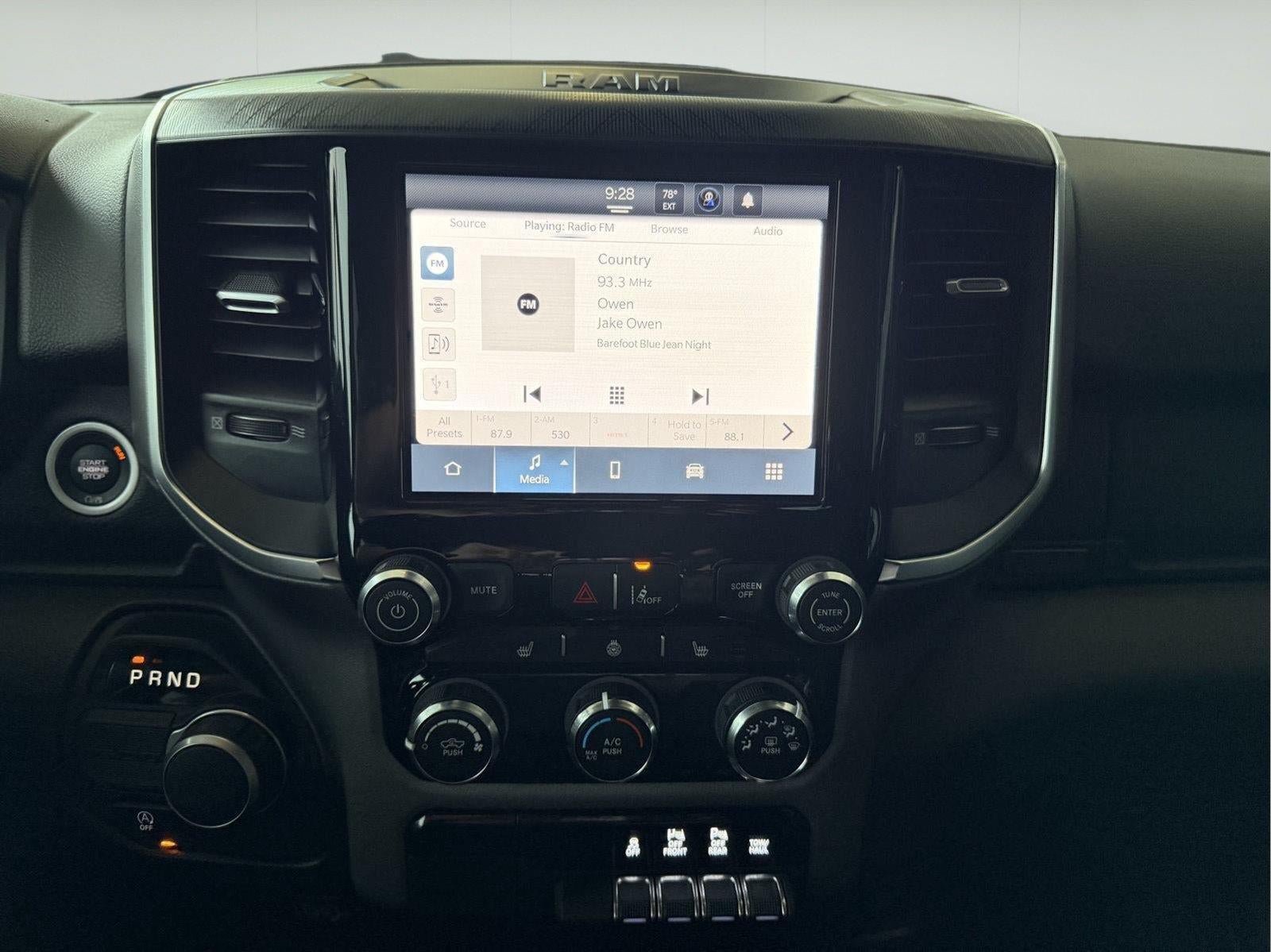 Used 2025 RAM 1500 Big Horn RWD image 14