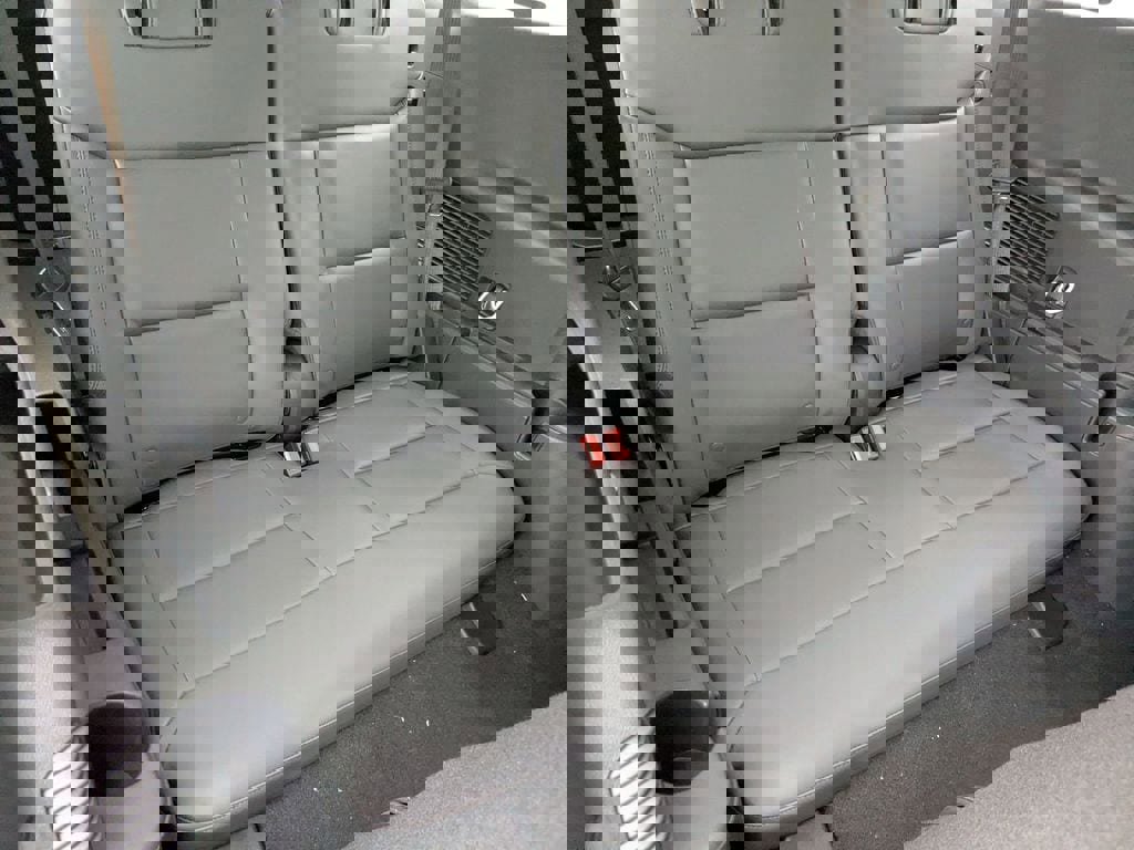 New 2026 Ford Explorer Active w/ Active Comfort Package image 29