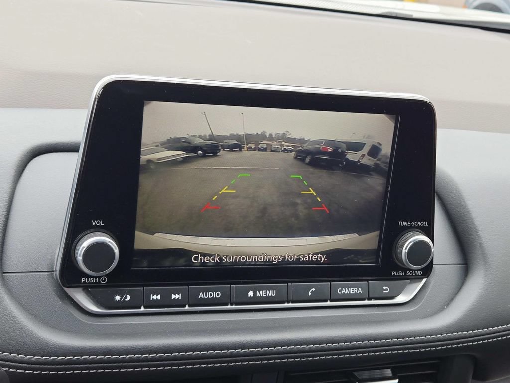 Used 2023 Nissan Rogue SV AWD/4WD image 24