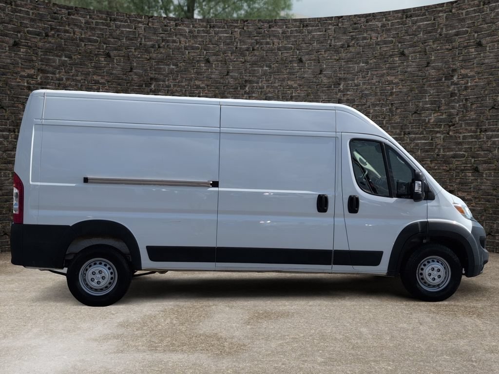 Used 2025 RAM ProMaster 2500 w/ Convenience Group FWD image 3