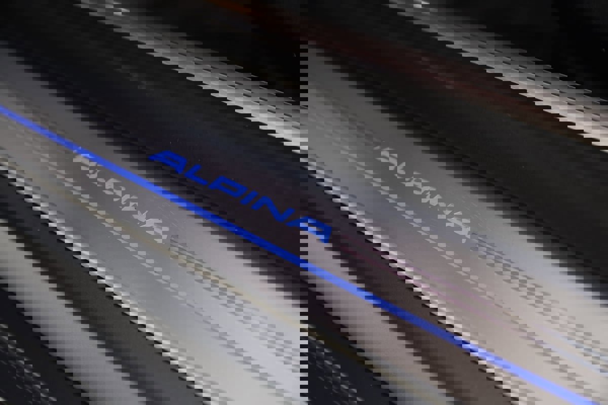 Used 2022 BMW ALPINA B7 xDrive w/ Luxury Rear Seating Package image 49