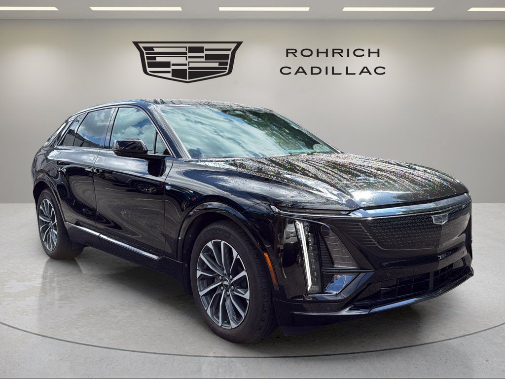 Certified 2024 Cadillac Lyriq Sport AWD/4WD image 3