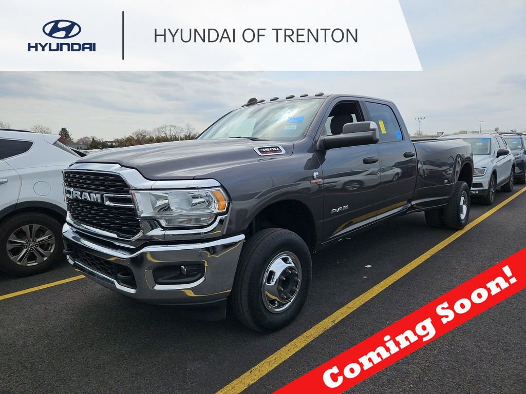 Used 2022 RAM 3500 Big Horn w/ Cold Weather Group image 1