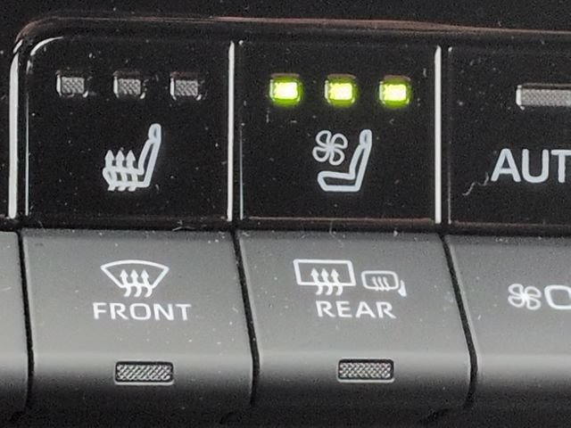 New 2026 Toyota Crown Signia AWD/4WD image 22