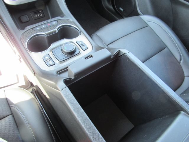 Used 2023 GMC Acadia SLT w/ Preferred Package AWD/4WD image 23