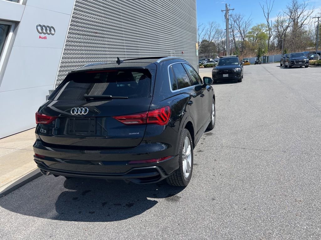 Used 2020 Audi Q3 2.0T Prestige w/ Prestige Package image 26