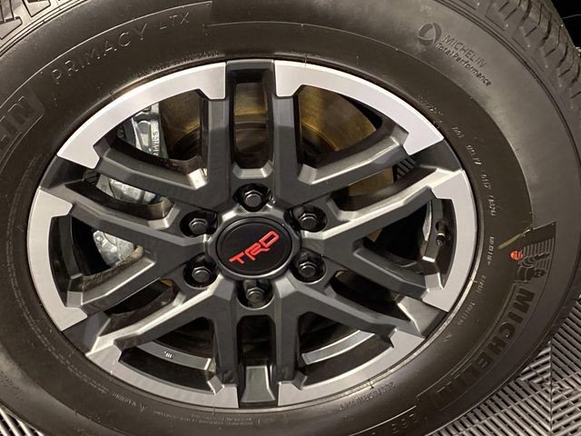 Used 2026 Toyota Tacoma TRD Sport image 32