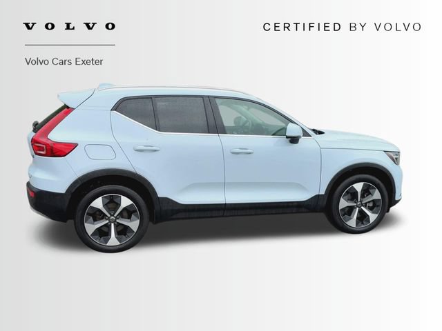 Certified 2024 Volvo XC40 B5 Plus w/ Climate Package AWD/4WD image 12