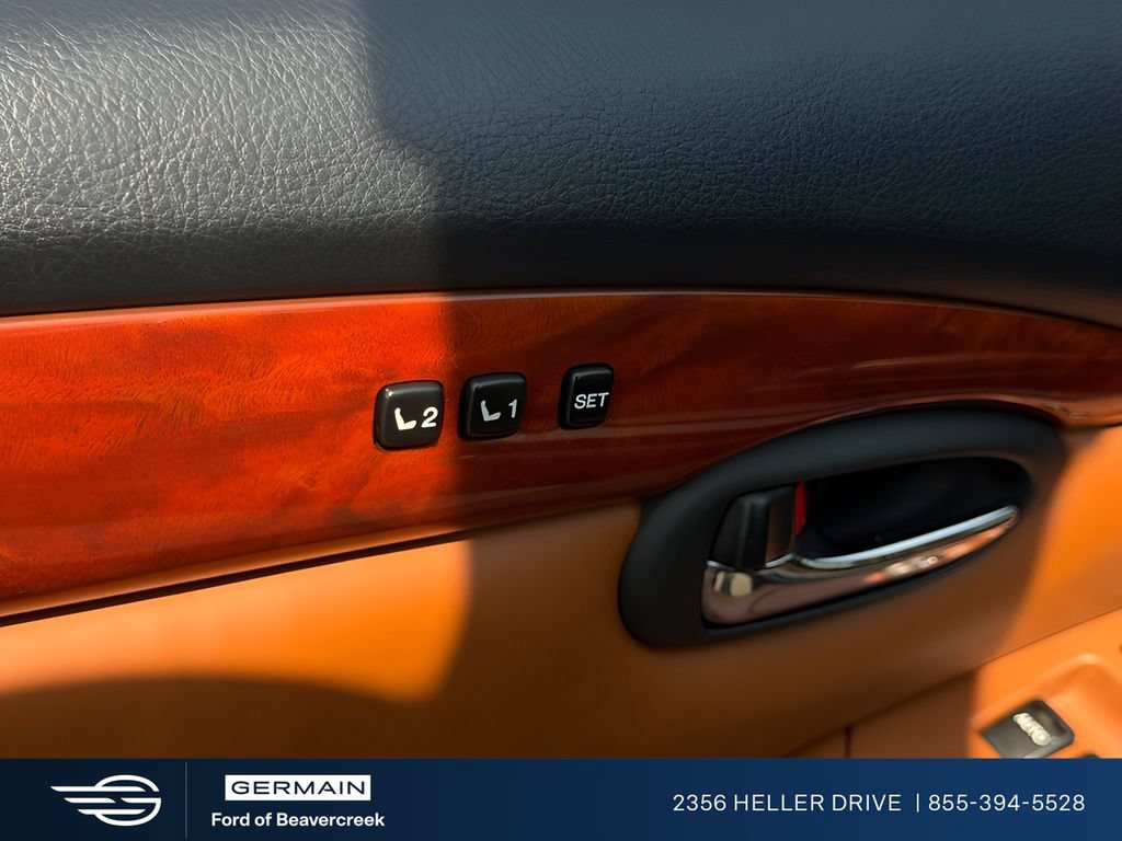 Used 2005 Lexus SC 430 Convertible RWD image 17