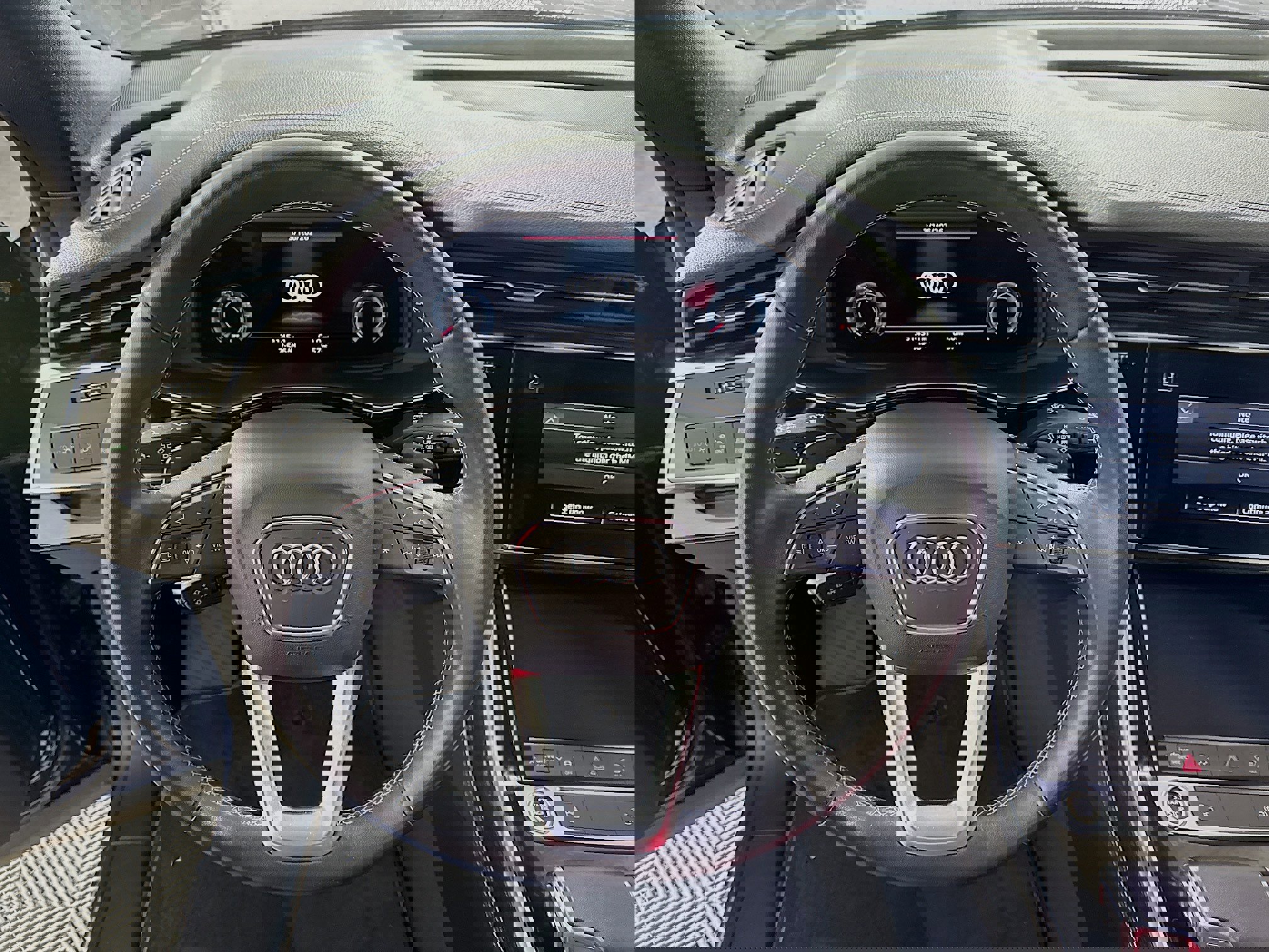 Used 2023 Audi Q8 Premium Plus w/ Premium Plus Package image 17