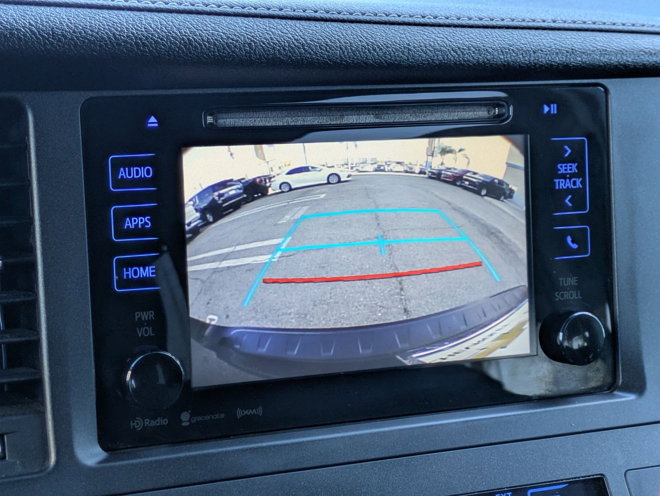 Used 2017 Toyota Sienna SE image 19