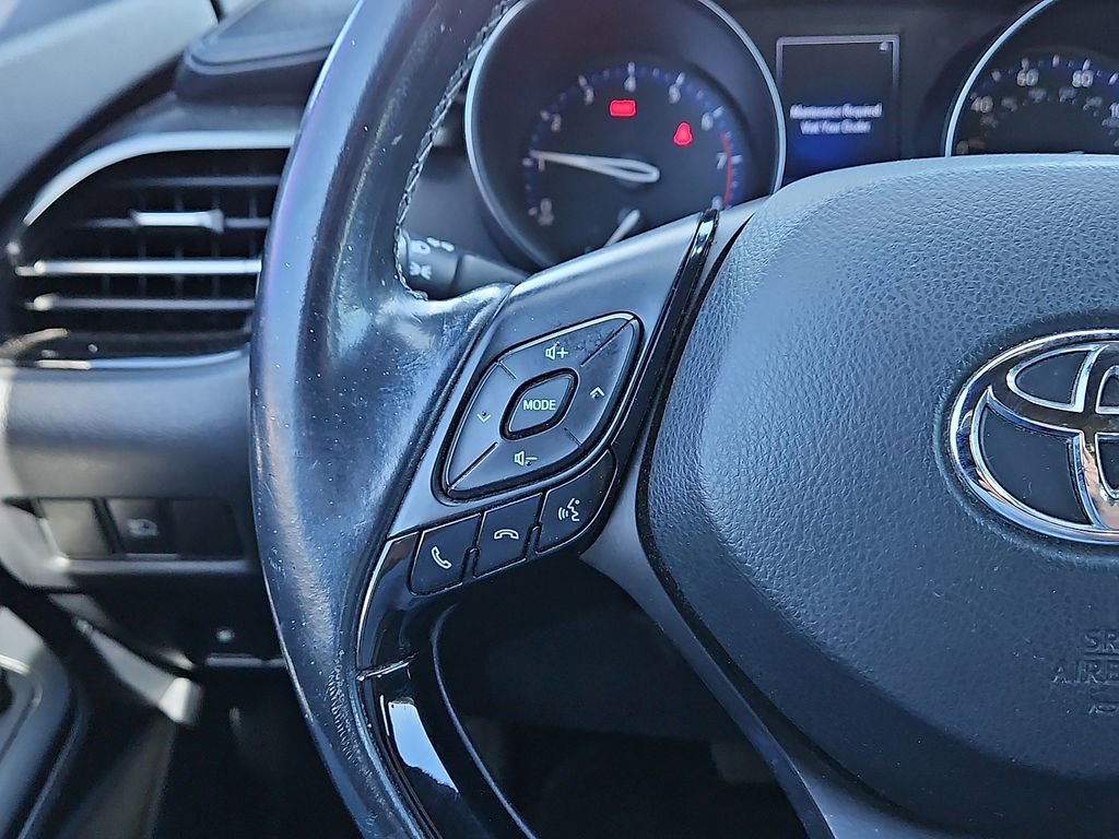 Used 2018 Toyota C-HR XLE FWD image 19