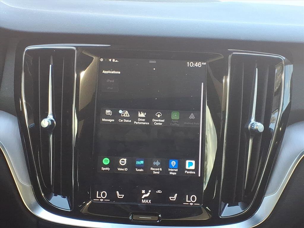 Used 2019 Volvo S60 T6 Momentum w/ Premium Package image 23