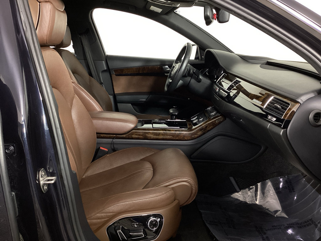 Used 2017 Audi A8 L 3.0T w/ Executive Package image 9