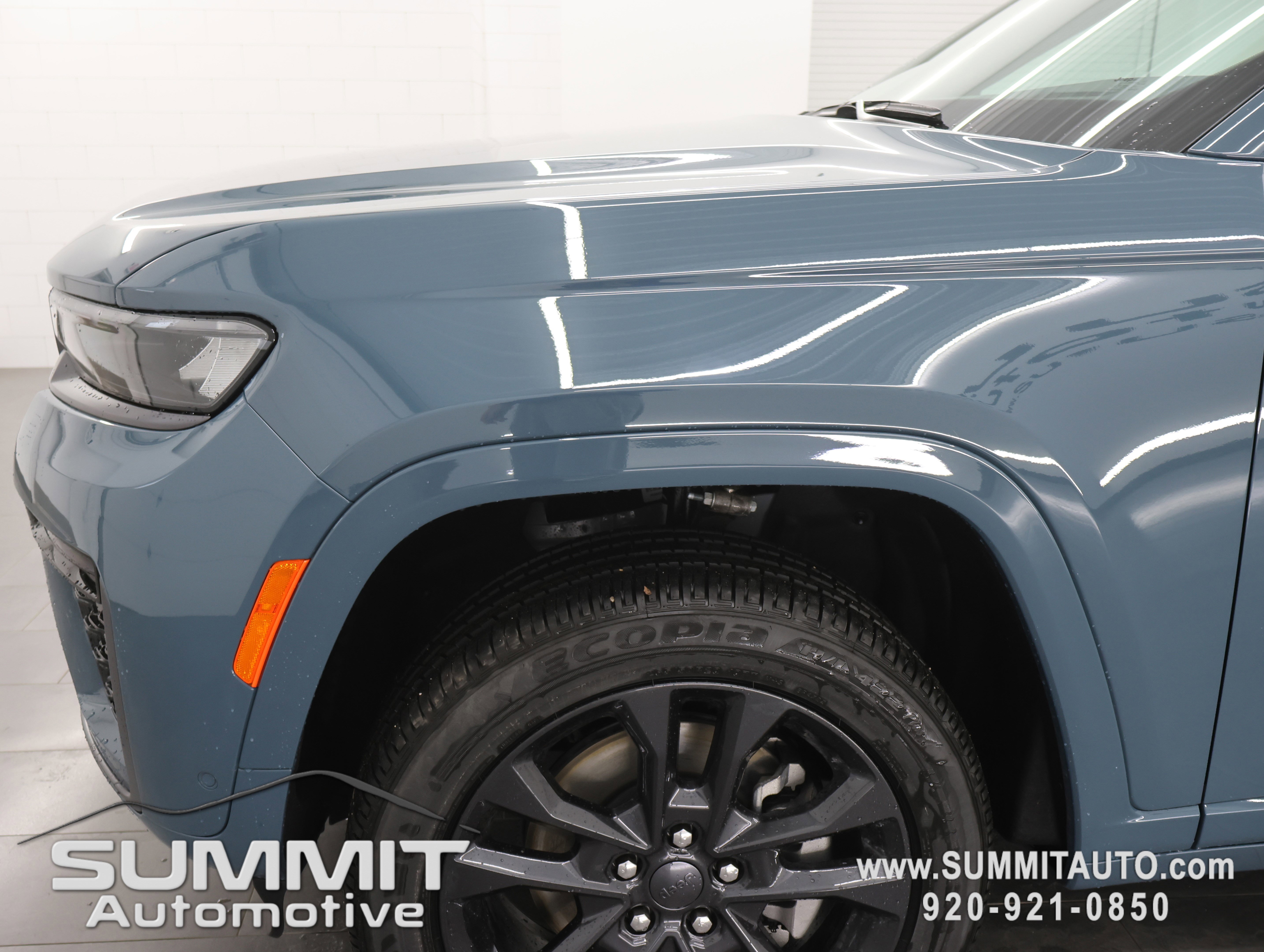 New 2026 Jeep Grand Cherokee L Limited AWD/4WD image 40