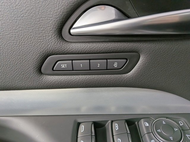 Certified 2022 Cadillac XT4 Premium Luxury w/ Enhanced Visibility Package image 12