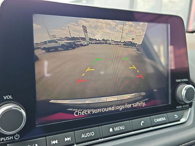 Certified 2022 Nissan Rogue SV image 26