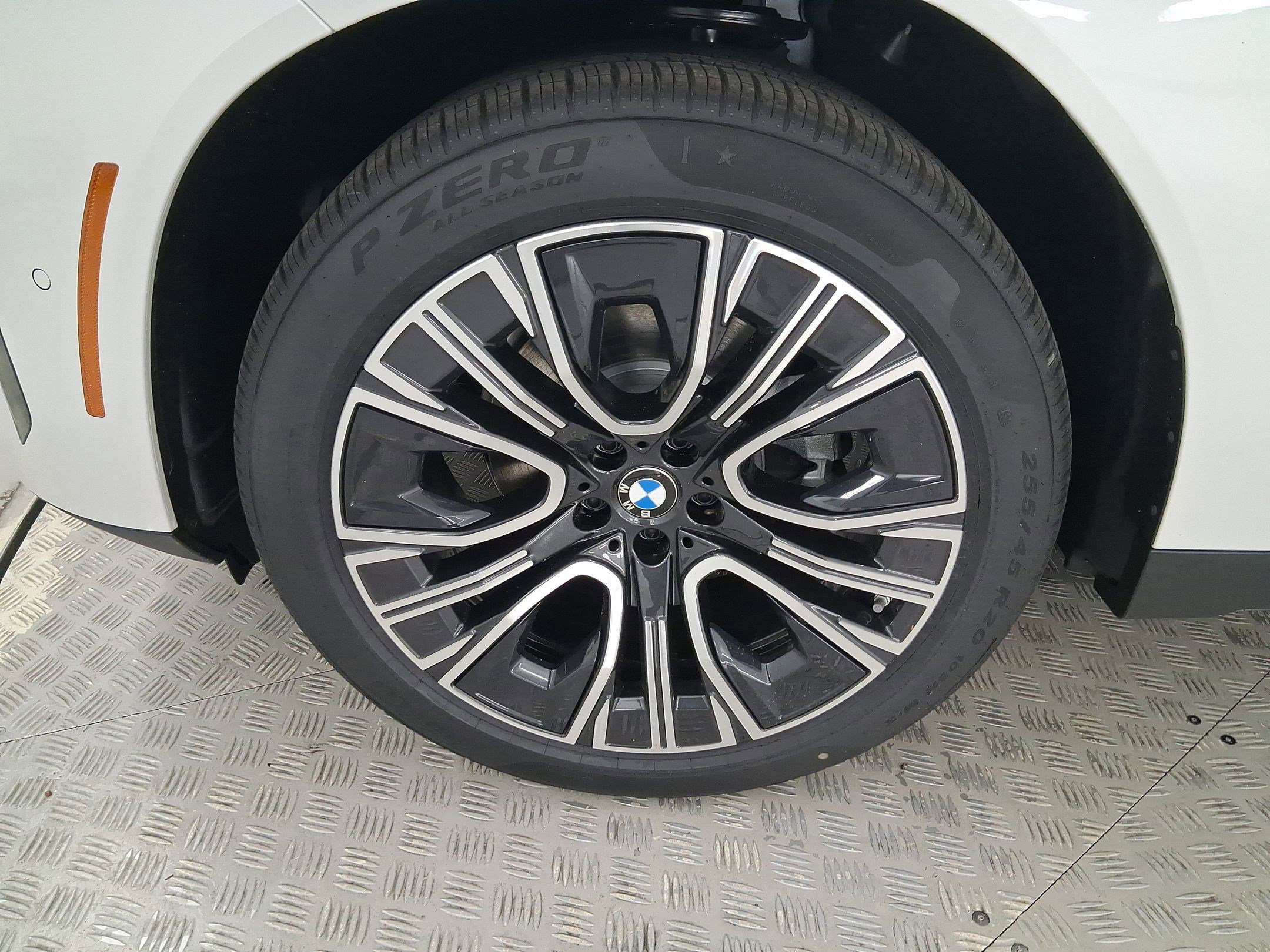 New 2026 BMW X3 xDrive30 w/ Premium Package image 11