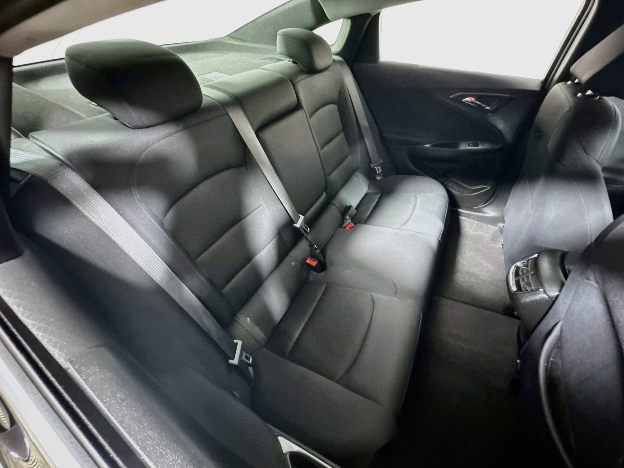 Used 2025 Chevrolet Malibu LT FWD image 26