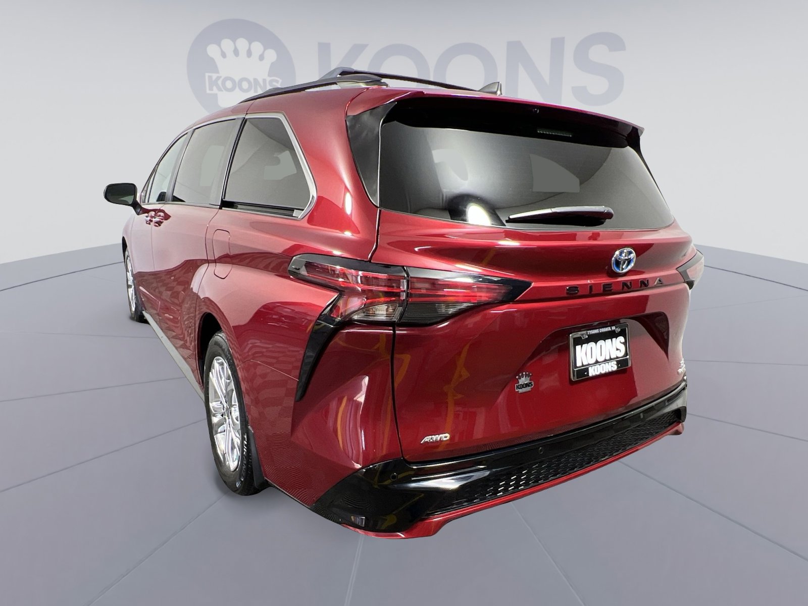 Used 2022 Toyota Sienna XSE AWD/4WD image 5