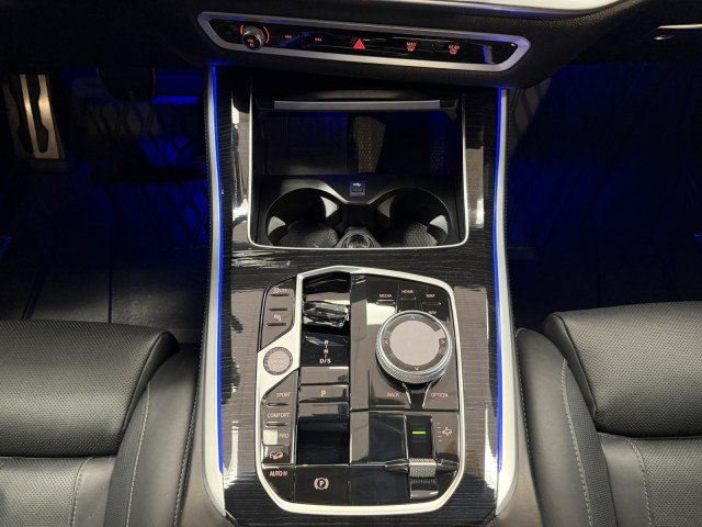 Used 2024 BMW X5 M60i image 17